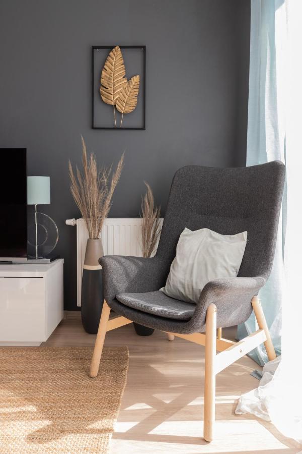 Przestronne 2 Oddzielne Sypialnie Caly Apartament W Spokojnej Dzielnicy Borkowo  Bagian luar foto