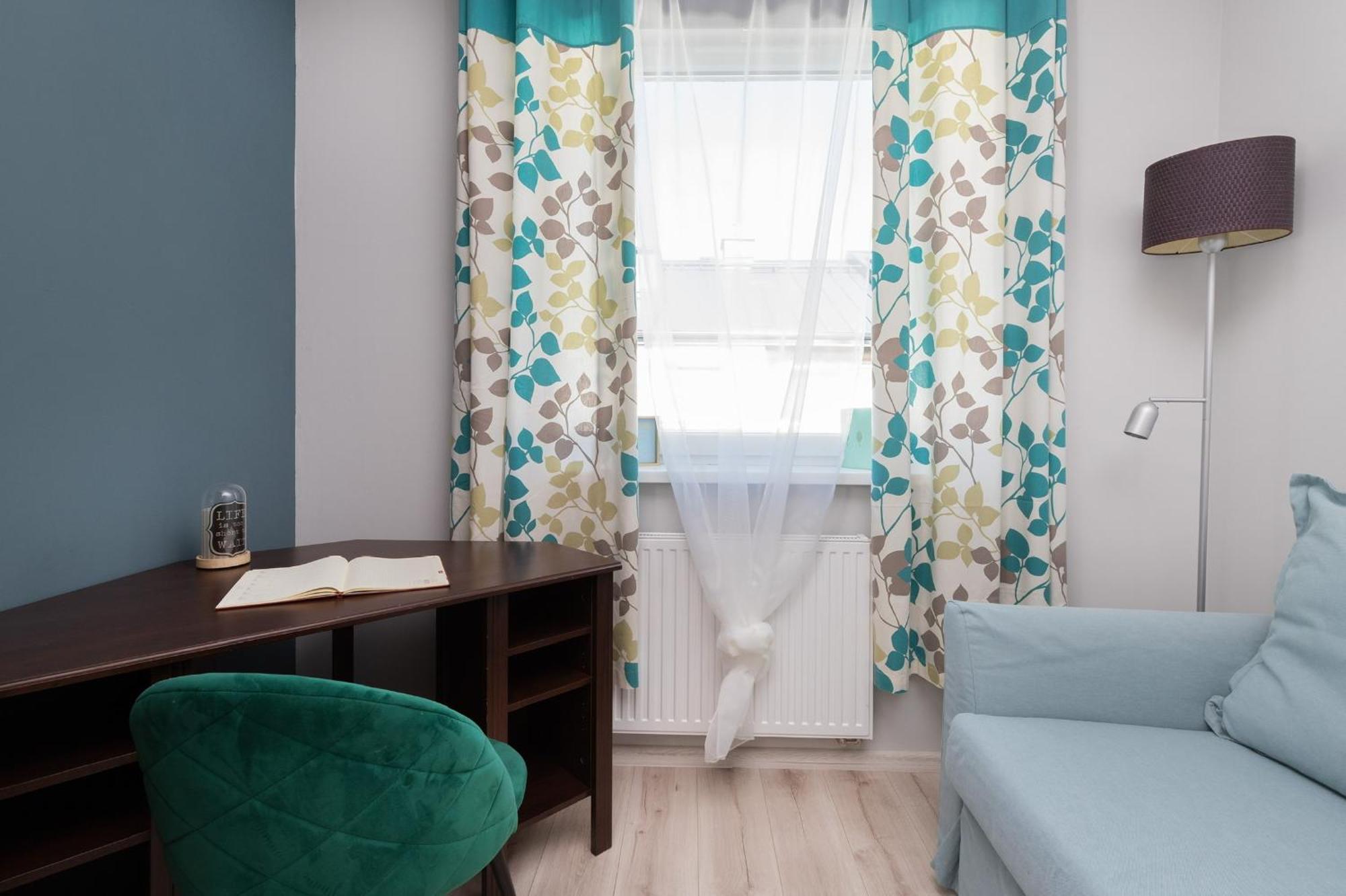 Przestronne 2 Oddzielne Sypialnie Caly Apartament W Spokojnej Dzielnicy Borkowo  Bagian luar foto
